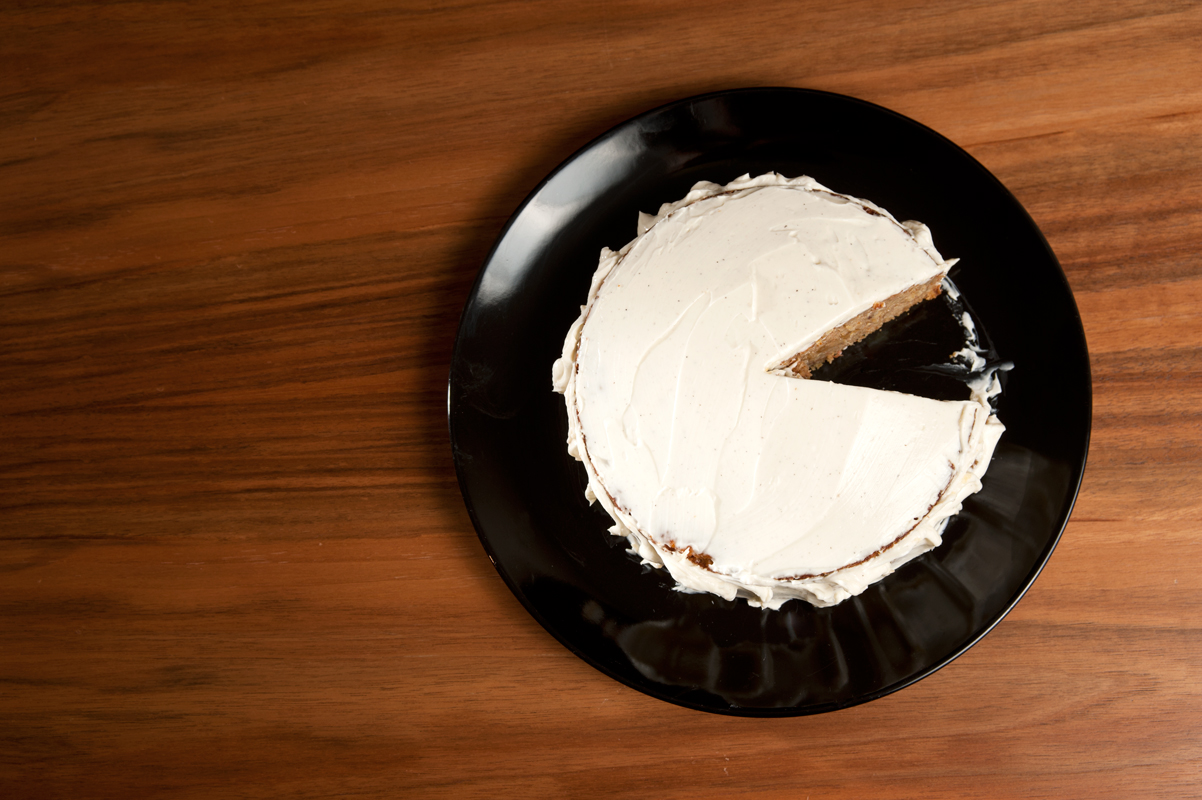 Pastinakenkuchen mit Dinkelmehl und Braunhirse