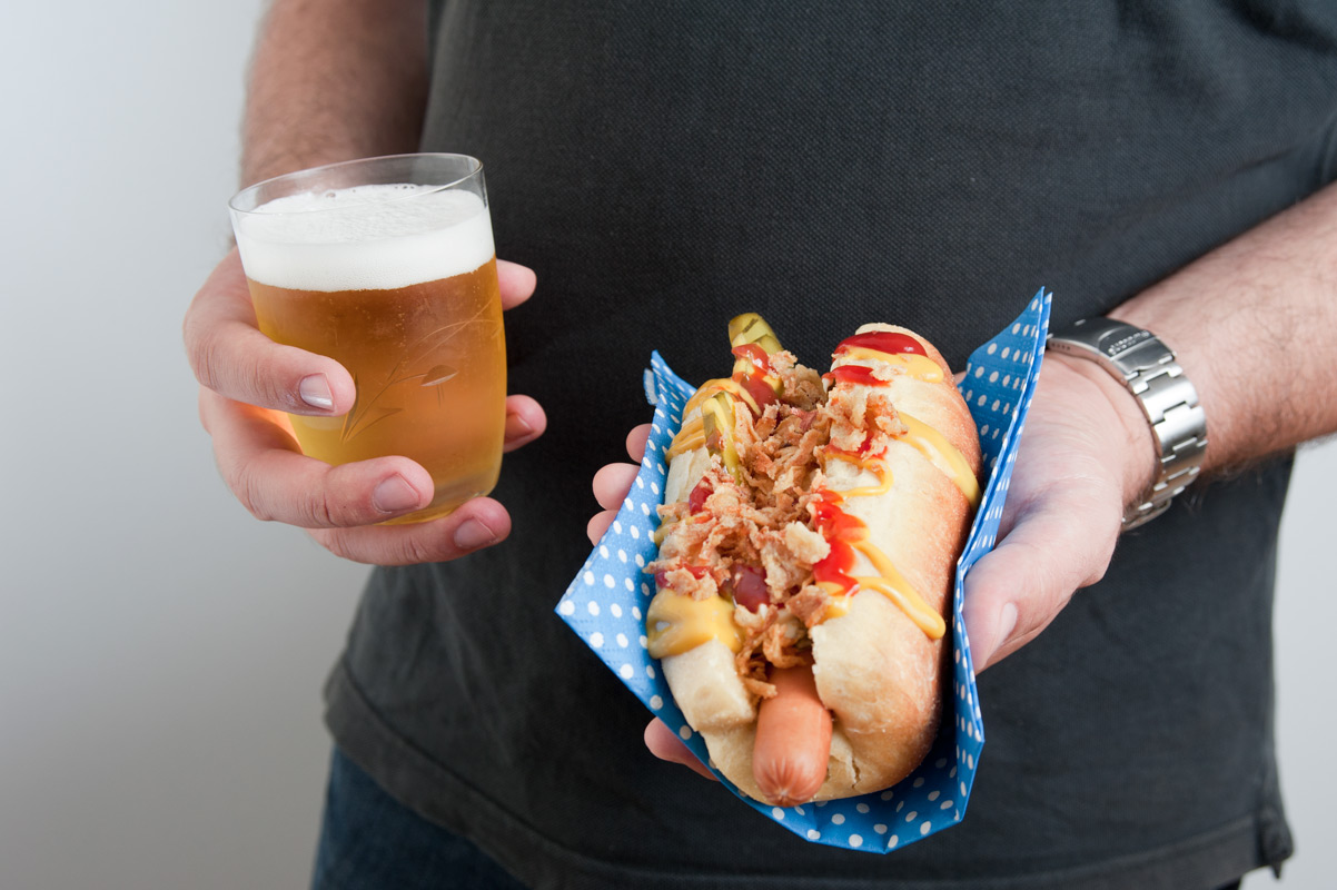 Schnell und einfach Hotdog-Brötchen selbst backen mit backdeinbrot