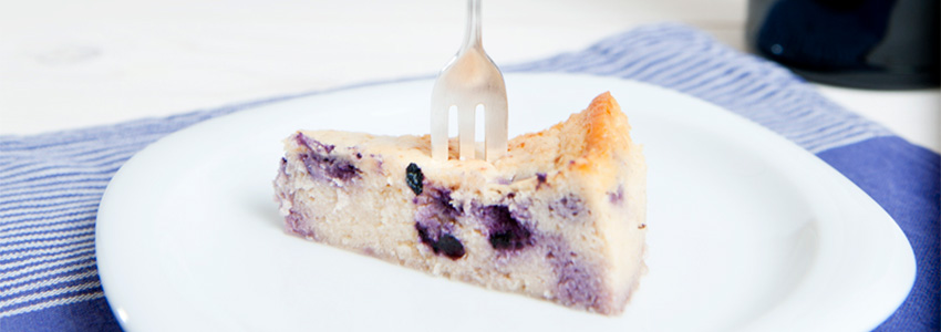 Teaser Omas Grießkuchen mit Heidelbeeren